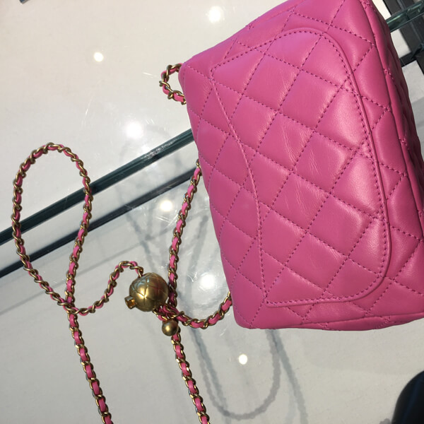 ★2020 ACT2. シャネルコピー★CRUSH MINI FLAP BAG in pink (52174048)